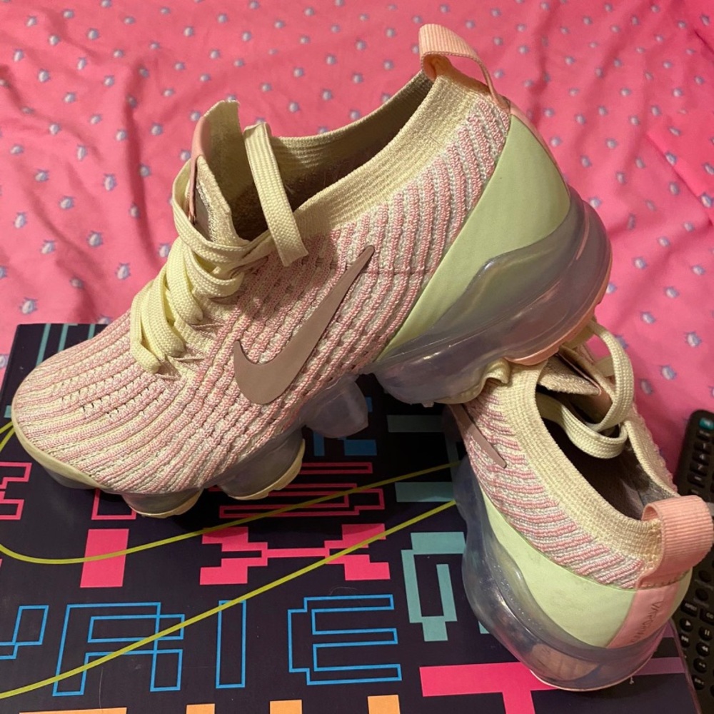 Nike VaporMax